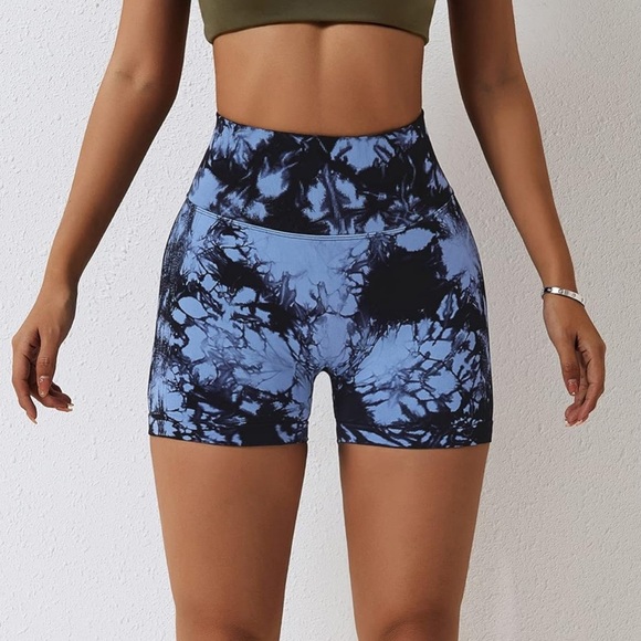 Amazon Pants - Blue & Black Tie-Dye Scrunch Butt Biker Compression Shorts Lifting & Slimming
